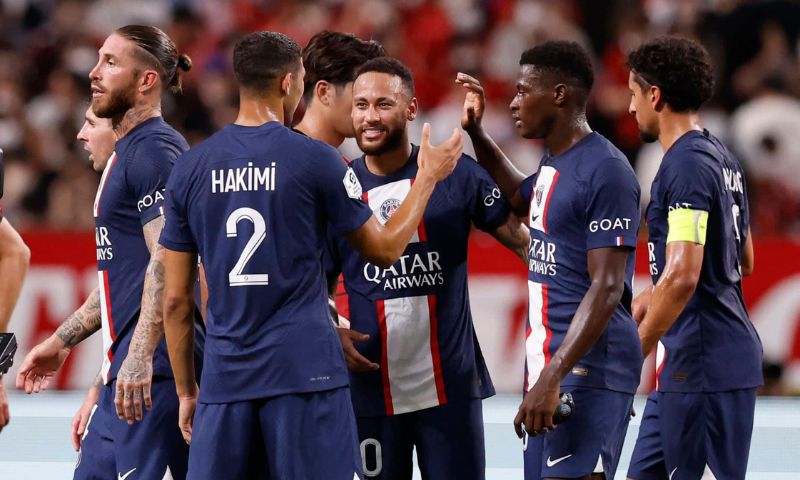 Hakimi số áo 2 khi thi đấu tại PSG 